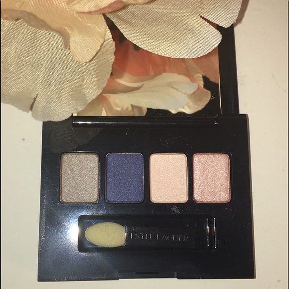 Estee Lauder Other - ESTĒE LAUDER pure color eyeshadow pallet